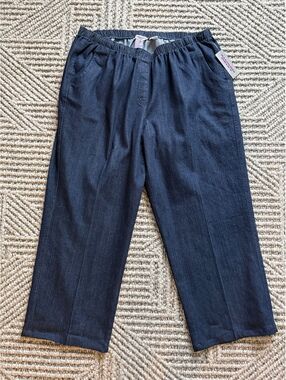 NWT  Allison Daley Cropped Pull-On Denim Pants size 20